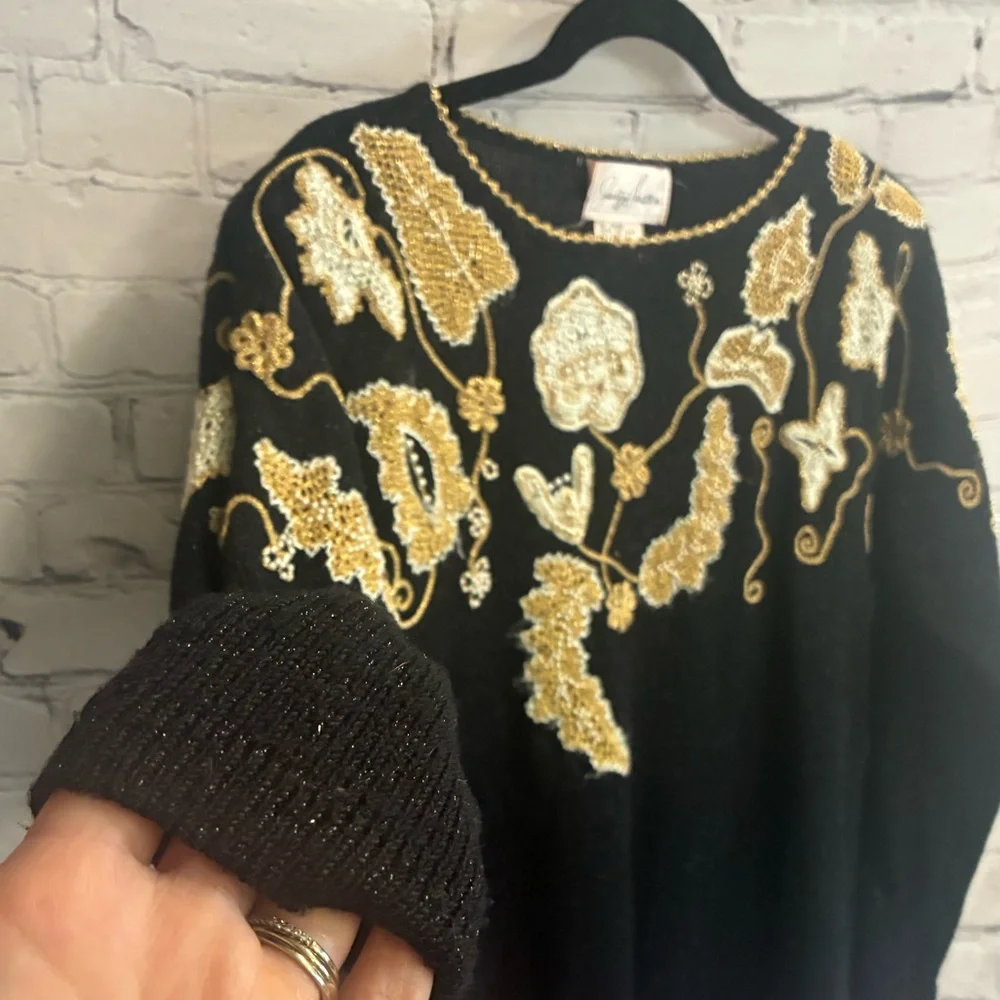 Vintage Women’s Jaclyn Smith Sz Small‎ Metallic Sweater Pearl Embroidered Black